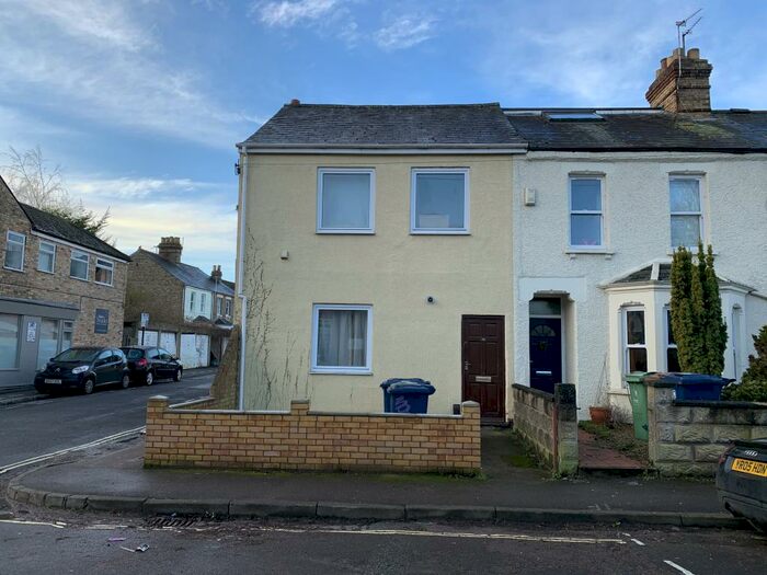 5 Bedroom Semi-Detached House To Rent In Hertford Street, Oxford, OX4