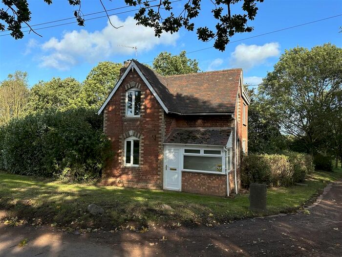 3 Bedroom Cottage To Rent In Newent, GL18