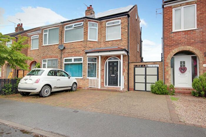 4 Bedroom Semi-Detached House For Sale In Westfield Avenue, Beverley, HU17