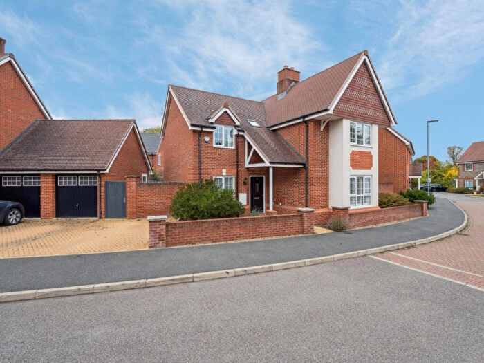 5 Bedroom Detached House For Sale In Elizabeth Ii Avenue, Berkhamsted, HP4