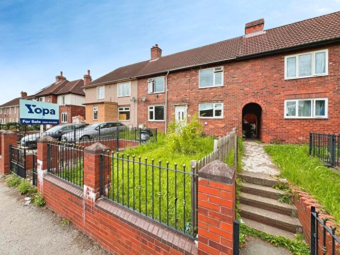 3 Bedroom Terraced House For Sale In Windsor, Barnsley, S63