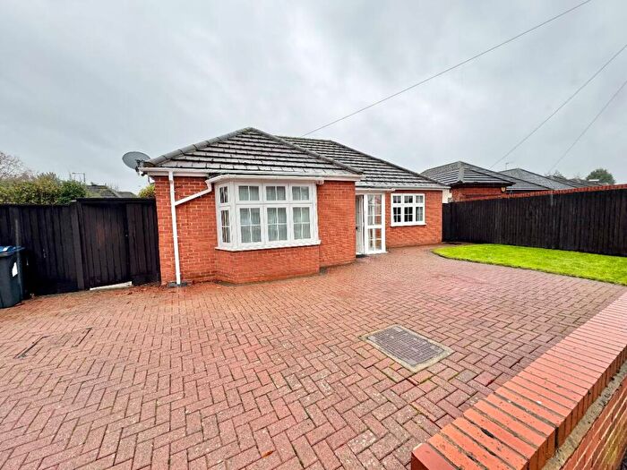 2 Bedroom Bungalow For Sale In Horse Shoes Lane, Birmingham, B26