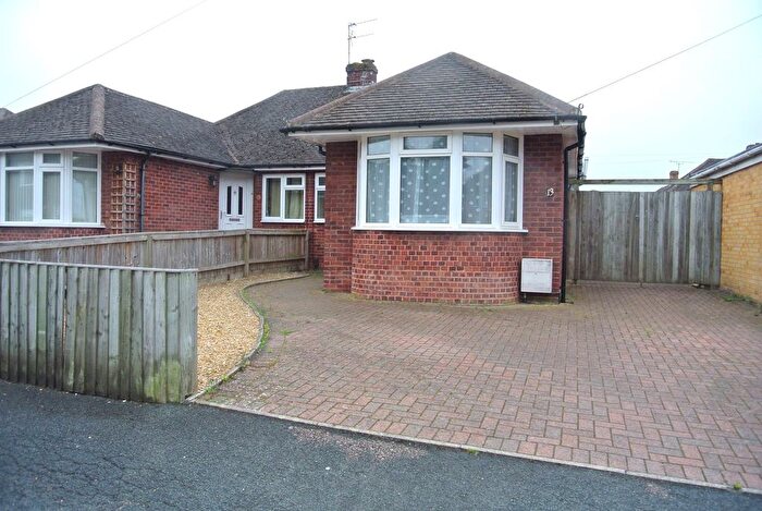 3 Bedroom Property To Rent In Horsbere Road, Hucclecote, GL3