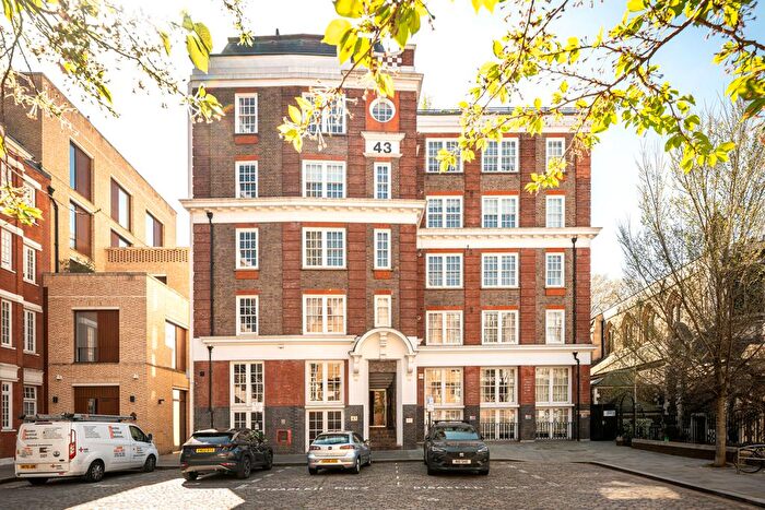 1 Bedroom Flat For Sale In Bartholomew Close, London, EC1A