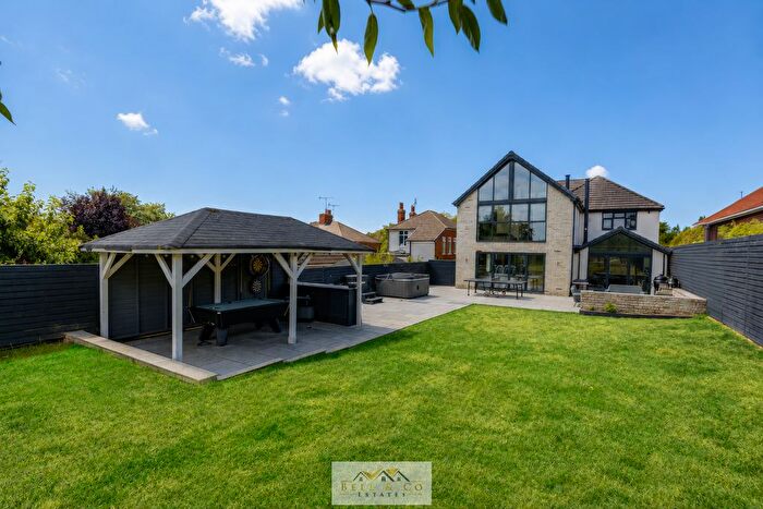 5 Bedroom Detached House For Sale In Dog Kennel Hill, Kiveton Park Station, Sheffield, S26