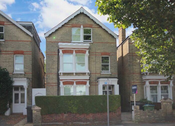 2 Bedroom Flat To Rent In Beaufort Road, Kingston Upon Thames, KT1