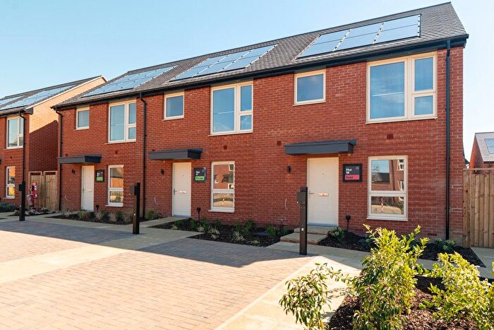 2 Bedroom Semi-Detached House For Sale In "Bayberry Semi Detached" At Middleton Stoney Road, Bicester, OX26