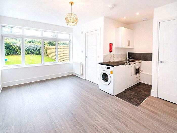 Studio To Rent In Elizabeth Way, Harlow, Essex, CM19