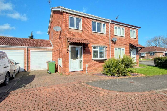 3 Bedroom House To Rent In Risby PlaceBeverleyEast Yorkshire, HU17