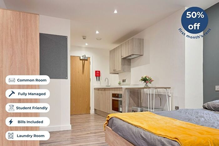 Studio To Rent In College Green, Bristol, BS1