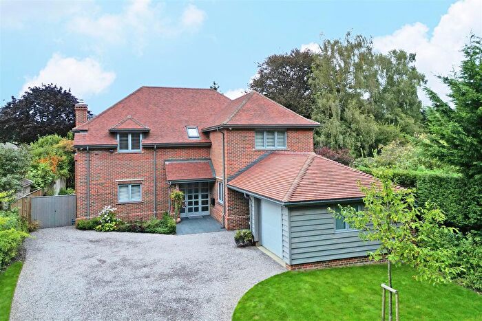 4 Bedroom Detached House For Sale In Longparish, Andover, SP11