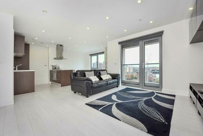 2 Bedroom Flat To Rent In Christian Street, London, E1