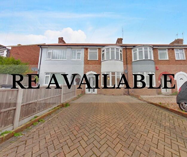 3 Bedroom Terraced House To Rent In Rothesay Road, Gosport, PO12