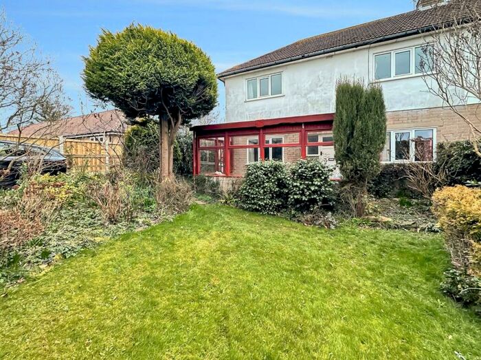 3 Bedroom Semi-Detached House For Sale In Warren Lane, Arthington, LS21