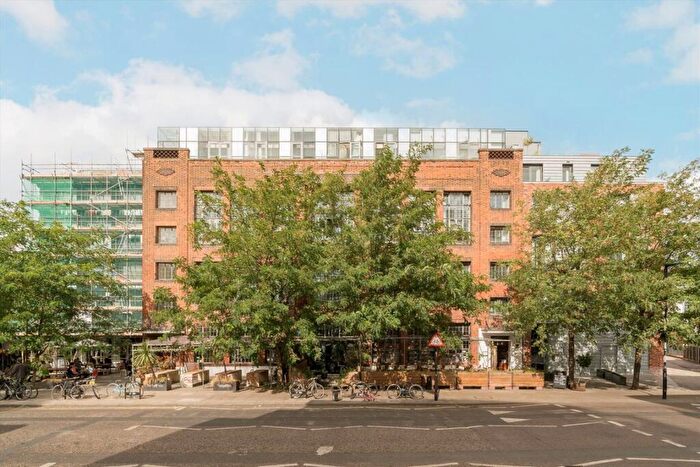1 Bedroom Flat To Rent In Richmond Road, London Fields, E8