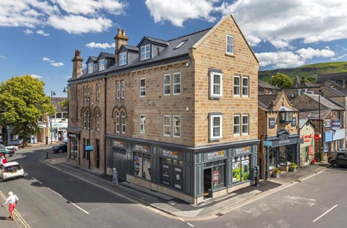 1 Bedroom Flat To Rent In Brook Street, Ilkley, West Yorkshire, LS29