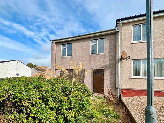 3 Bedroom End Of Terrace House For Sale In Eider Place, East Kilbride, G75