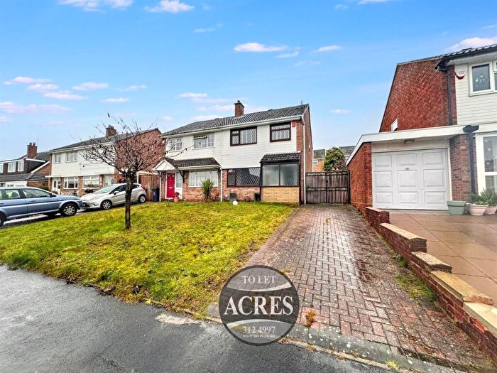 3 Bedroom House To Rent In Whitethorn Crescent, Sutton Coldfield, B74