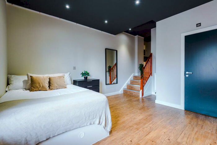 Studio To Rent In Flat, Upper New Walk, Leicester, LE1