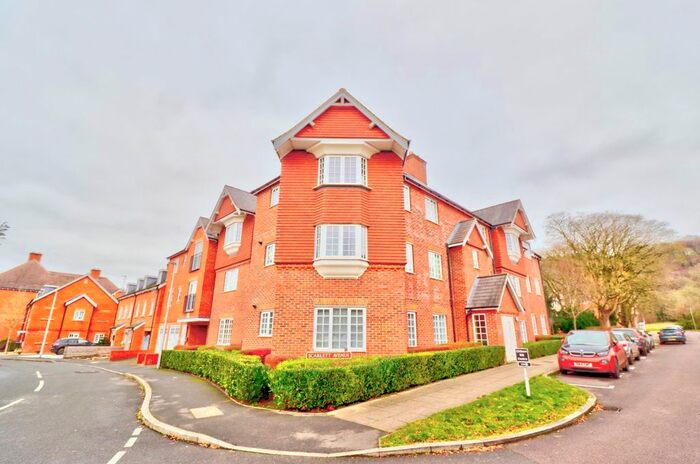 1 Bedroom Flat To Rent In Scarlett Avenue, Wendover, Aylesbury HP22