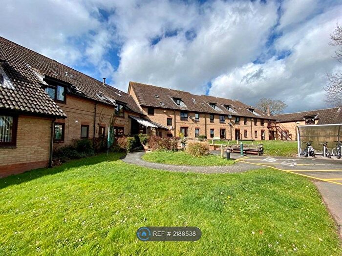 1 Bedroom Flat To Rent In Ballinger Court, Hereford, HR4