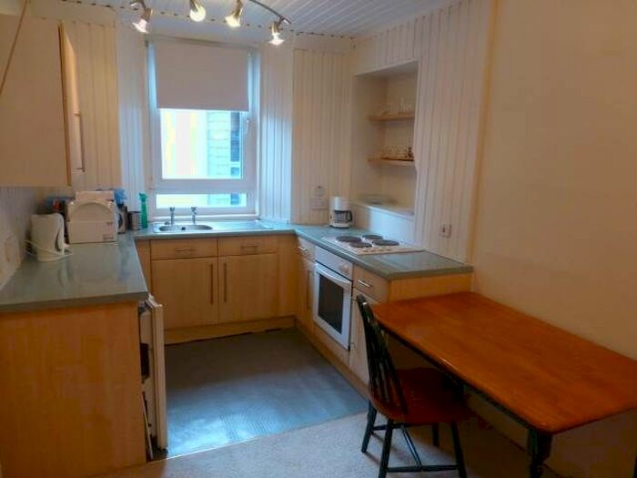 1 Bedroom Flat To Rent In Lady Lawson Street, Edinburgh, EH3