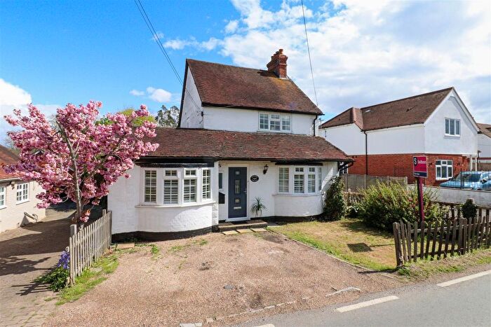 3 Bedroom Detached House For Sale In Crondall Lane, Crookham Village, Fleet, GU51
