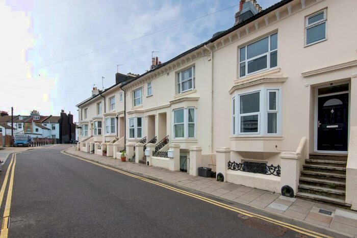 6 Bedroom Terraced House To Rent In Brighton, BN1
