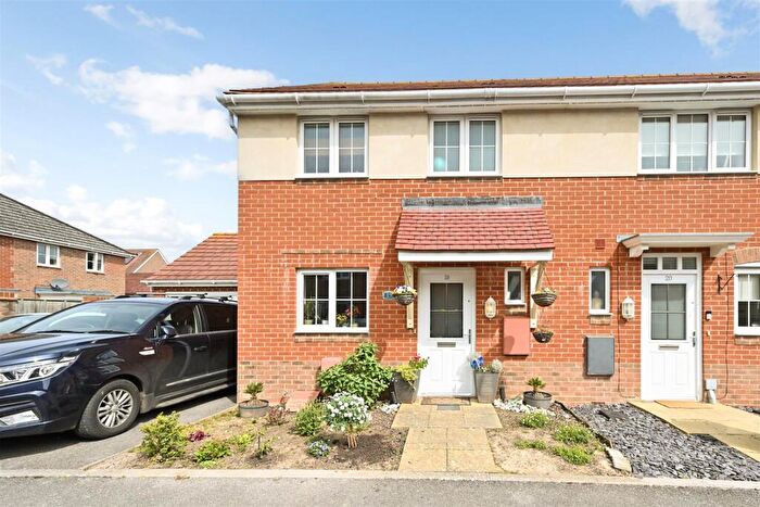 3 Bedroom House To Rent In Blackberry Copse, Felpham, PO22