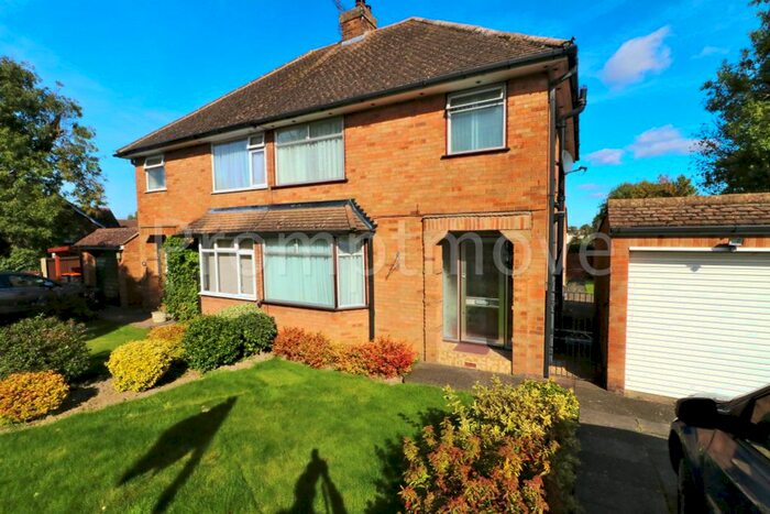 3 Bedroom Property To Rent In Bullpond Lane, Dunstable, LU6