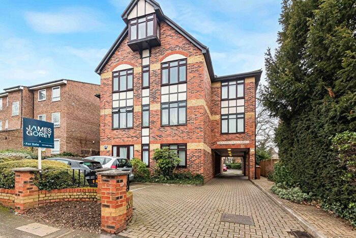 2 Bedroom Flat For Sale In Carlton Road, Sidcup, DA14