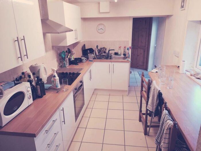4 Bedroom House To Rent In Minny Street, Cathays, Cardiff, CF24