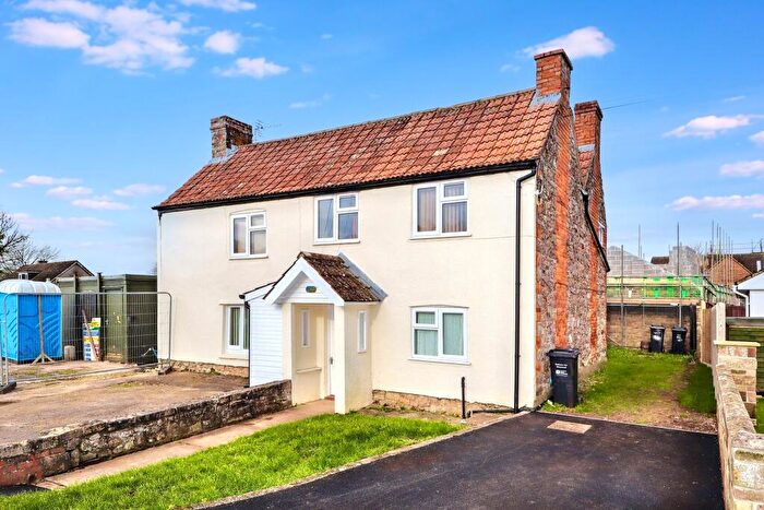4 Bedroom Flat For Sale In Border Bridge Flats, Wells Road, Wookey, Wells, Somerset, BA5