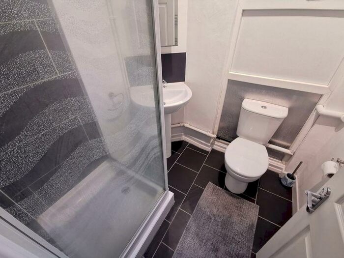 1 Bedroom Flat To Rent In Zulla Road, Mapperley Park, Nottingham, NG3