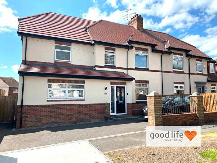 4 Bedroom Semi-Detached House To Rent In Queen Alexandra Road, Grangetown, Sunderland, SR2