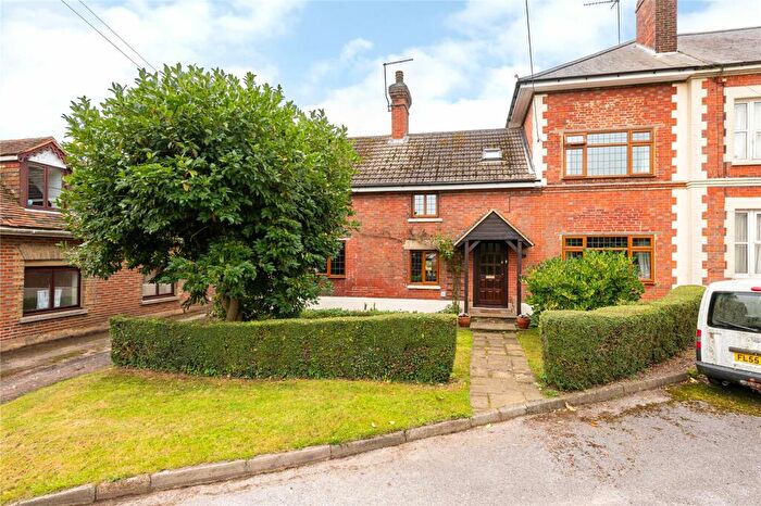 4 Bedroom Semi-Detached House For Sale In The Street, Frinsted, Sittingbourne, Kent, ME9