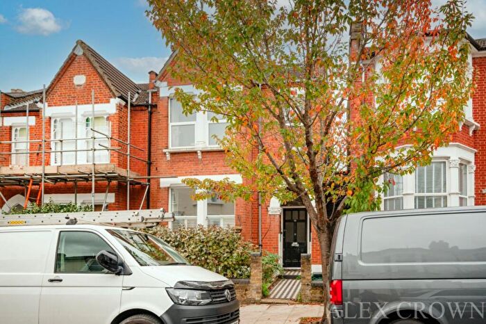 2 Bedroom Flat To Rent In Cavendish Road, Harringay, N4