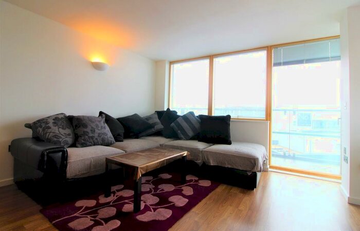 2 Bedroom Apartment To Rent In WestPoint, Leeds, West Yorkshire, LS1