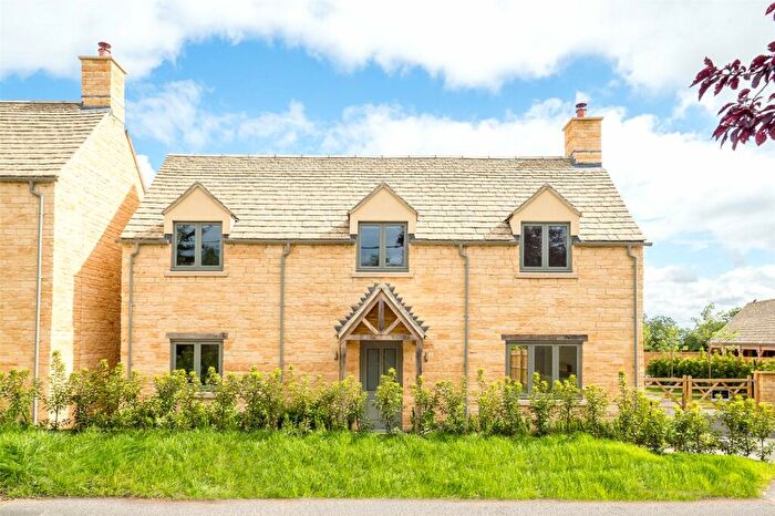 4 Bedroom Detached House For Sale In The Arrows, Little Rissington, Cheltenham, GL54