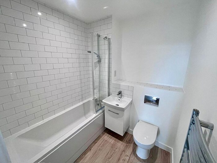 1 Bedroom Flat To Rent In Griffiths Close, Balsall Heath, Birmingham, B12