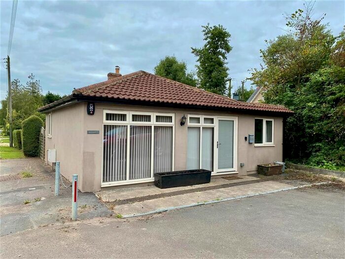 2 Bedroom Bungalow To Rent In Halmore, Berkeley, GL13