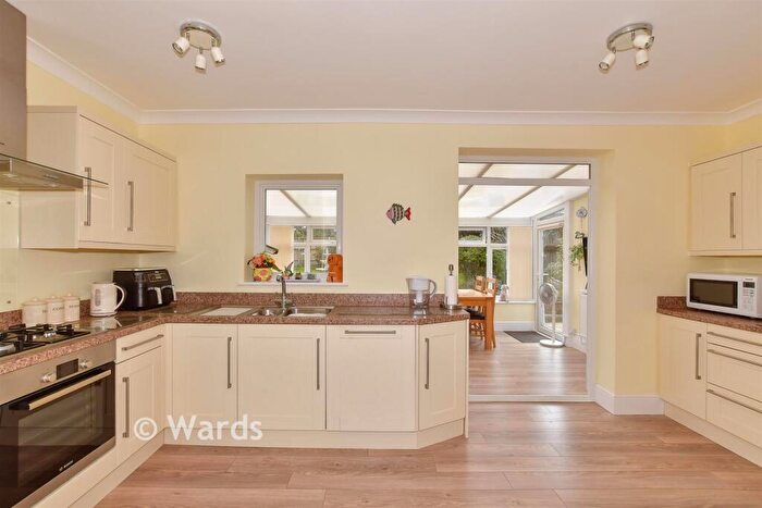 3 Bedroom Detached Bungalow For Sale In Gainsborough Drive, Herne Bay, Kent, CT6