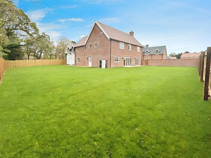 5 Bedroom Detached House For Sale In Monarch Rise, Off The Folley, Layer-De-La-Haye, Colchester, CO2