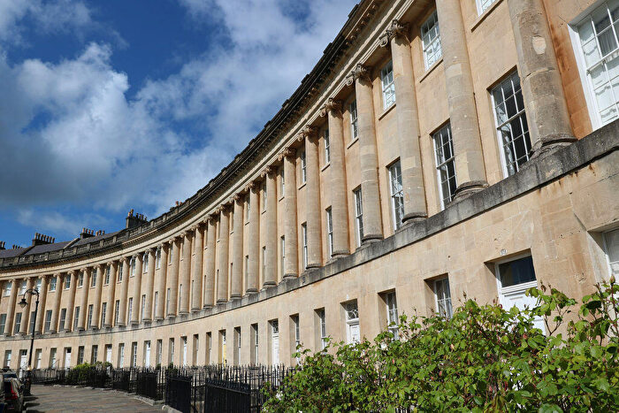 2 Bedroom Flat For Sale In Royal Crescent, City Centre, Bath, BA1