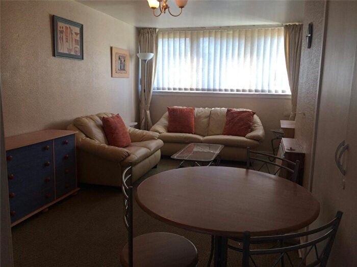 1 Bedroom Property To Rent In Crewe Road West, Edinburgh, Midlothian, EH5