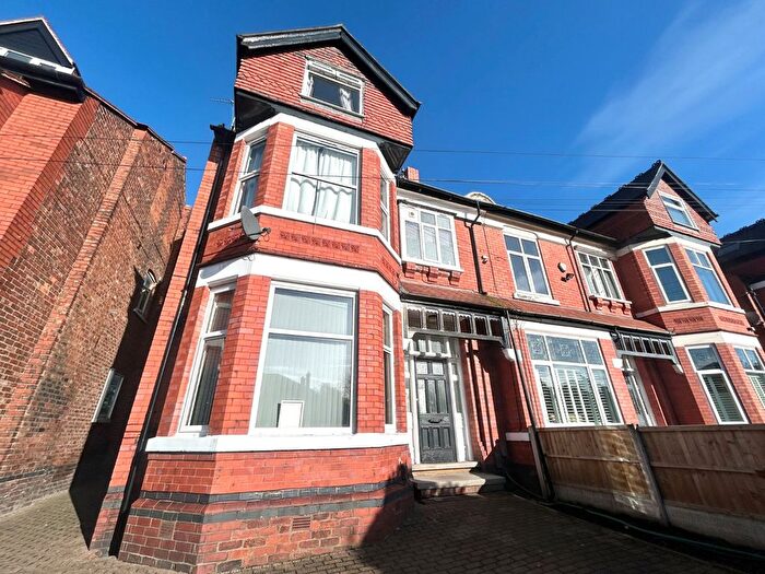 Studio To Rent In Parsonage Road, Heaton Moor, Stockport, SK4