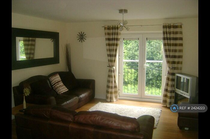 2 Bedroom Flat To Rent In Highfields Park Drive, Derby, DE22