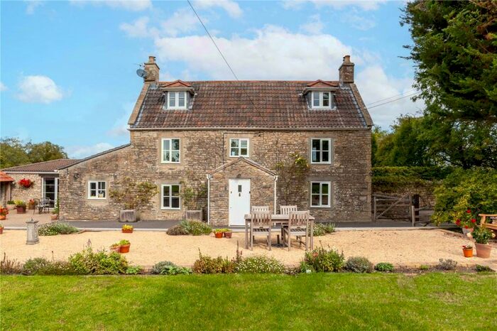 3 Bedroom Detached House For Sale In Hinton, Chippenham, Gloucestershire, SN14
