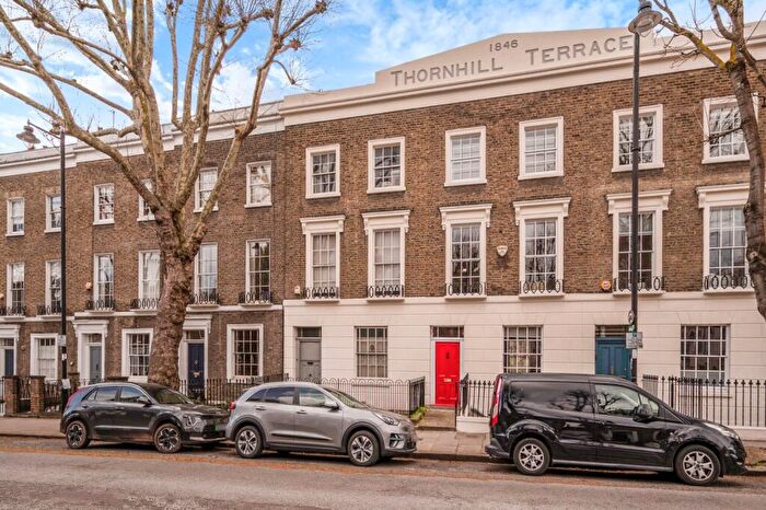 3 Bedroom Terraced House For Sale In Hemingford Road, Barnsbury, N1