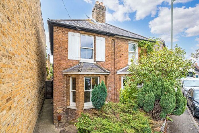 2 Bedroom Semi-Detached House For Sale In Church Street, Sunbury-On-Thames, TW16